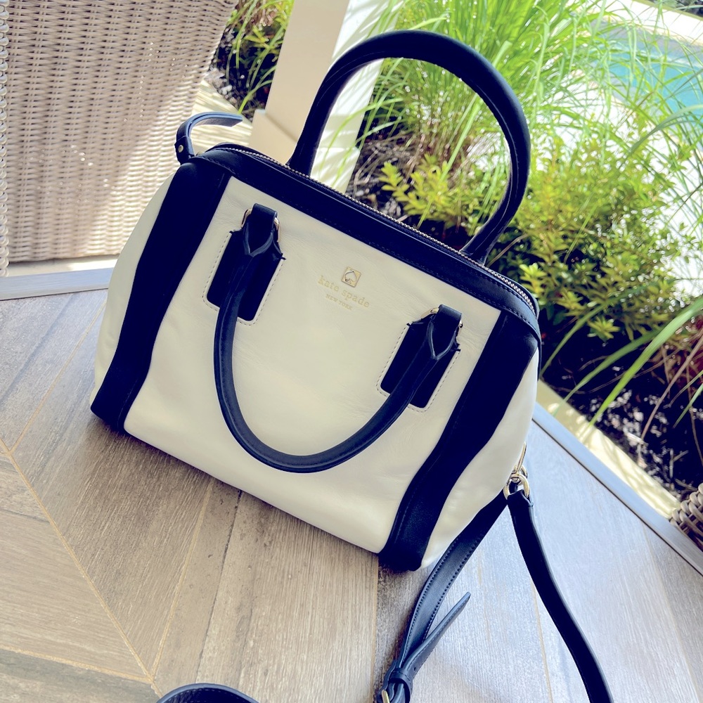 Kate Spade leather navy & white tote